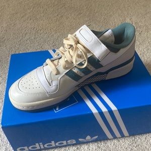 Adidas forum 84 low